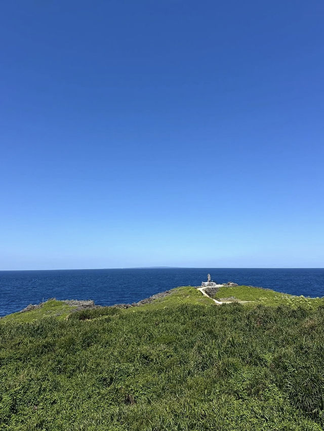 【沖縄最北端の絶景へ】風と海が出会う場所「辺戸岬」