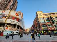 Guangzhou’s Twin Shopping Streets: Style Meets Tradition