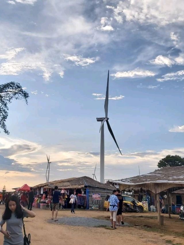 🌬️ ชมวิวกังหันลม เขาค้อ เพชรบูรณ์
