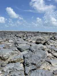 🖤🌊 Pantai Batu Hitam – Kuantan’s Underrated Black Rock Beach