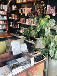 A book with no name Cafe ย่านศรีย่าน