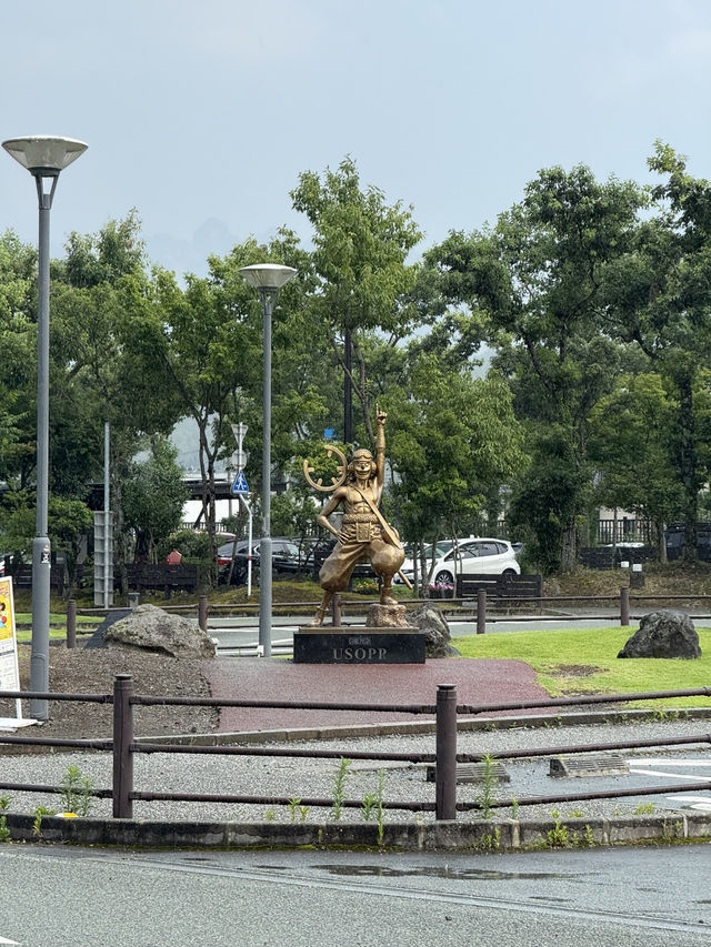 🚉 阿蘇駅 & ウソップ像 — ONE PIECE × 熊本復興のシンボル