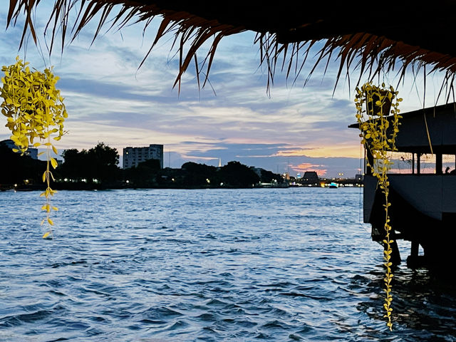 A Little Diary of Bangkok Night