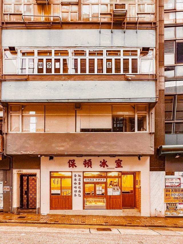 Slow Walker Cafe