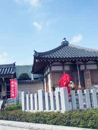 【東京都　北区　芥川龍之介ゆかりの地・田端の坂道と寺社の数々。赤紙仁王尊】