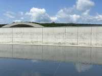 北海道　真駒内滝野霊園のシンボル　頭大仏