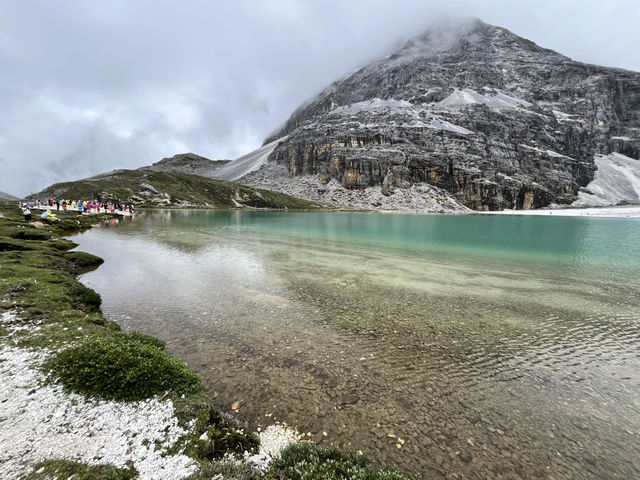 🏔️ Five-Colored Lake & Milk Lake — Sacred Beauty of Daocheng 