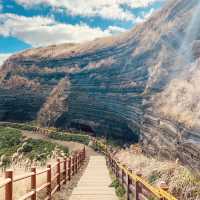 🌋🌊 *Suwolbong Peak (수월봉): Jeju’s Volcanic Cliff of Dreams* 🚶‍♂️✨