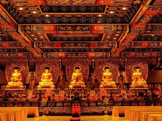 Majestic Po Lin Monastery