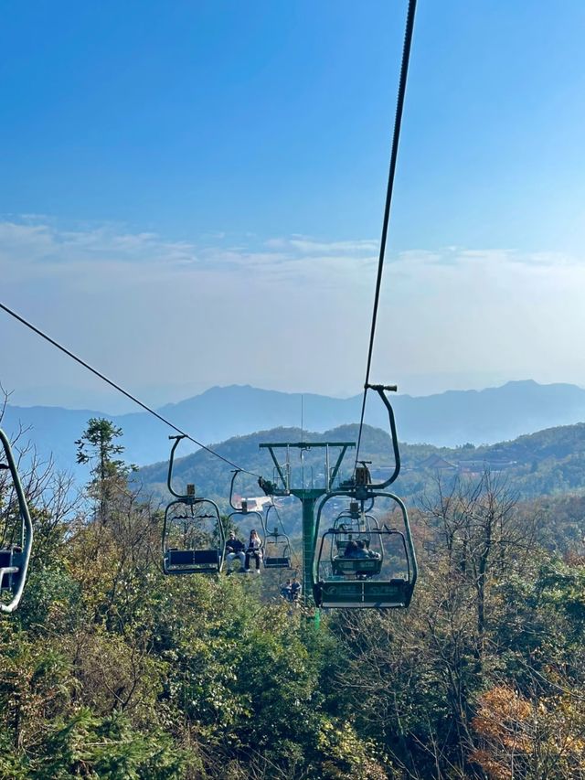 999 Steps to Awe: Journey to Tianmen Cave
