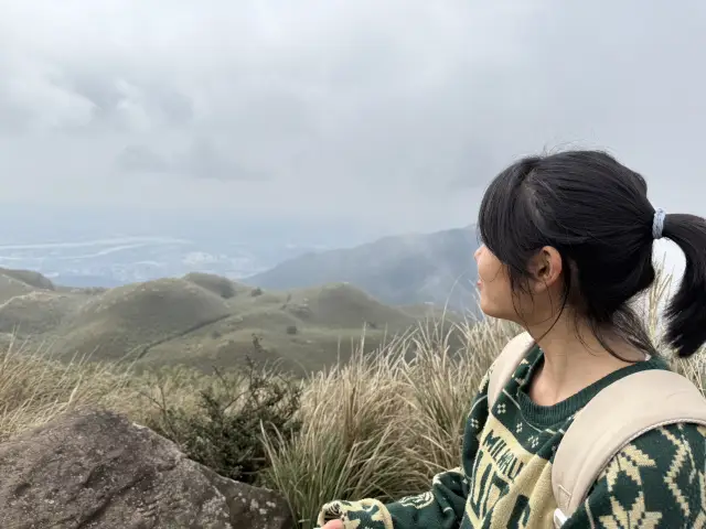 A Day in Yang Ming Shan + the highest mountain in Taipei⛰️