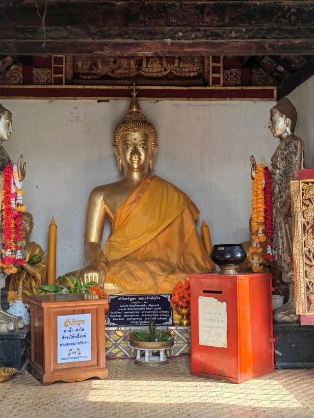 วัดพระบาทตากผ้า