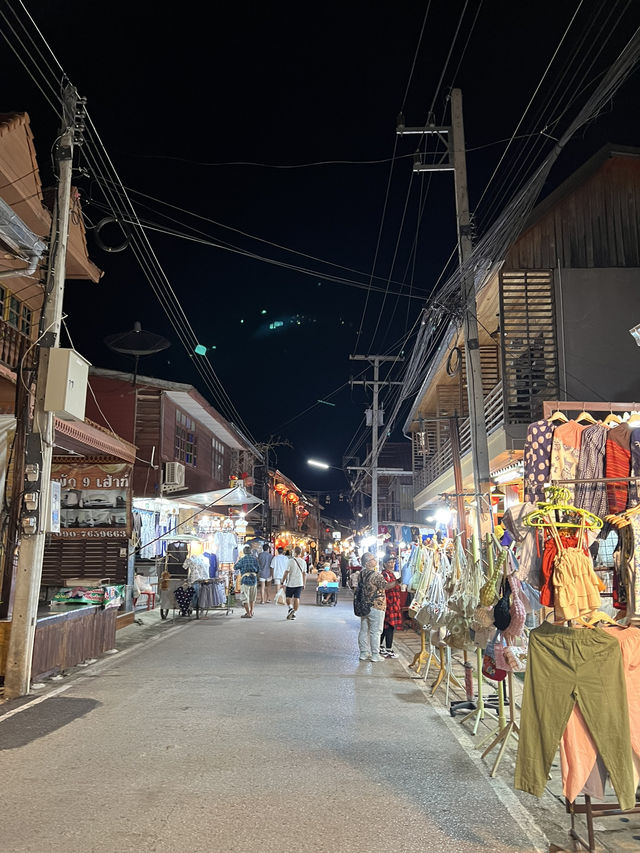 ถนนคนเดินเชียงคาน