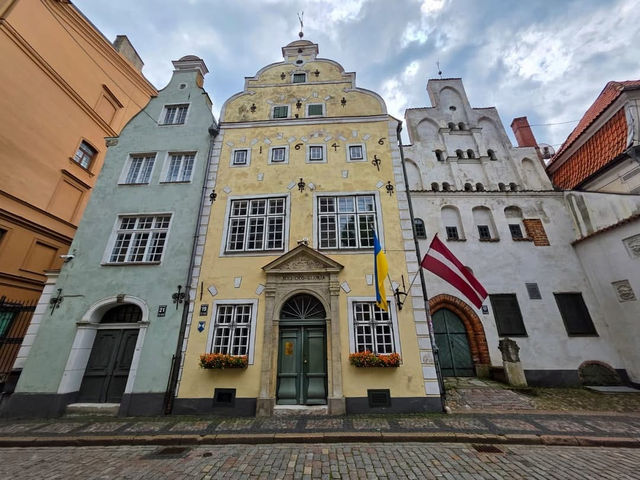 Discovering the Historic and Vibrant Streets of Riga
