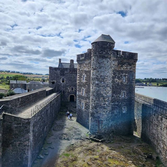 Blackness Castle