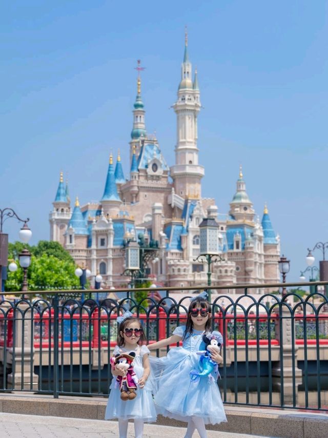 Sunny Disney Moments🌞