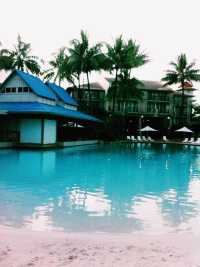 陽光泳池蔭蔽椰樹打卡指南📸