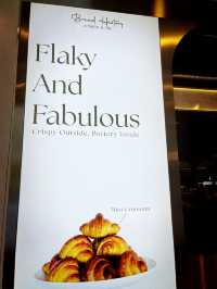 A popular Taichung eatery serving generous, meat-heavy donburi bowls with simple but tasty side dish