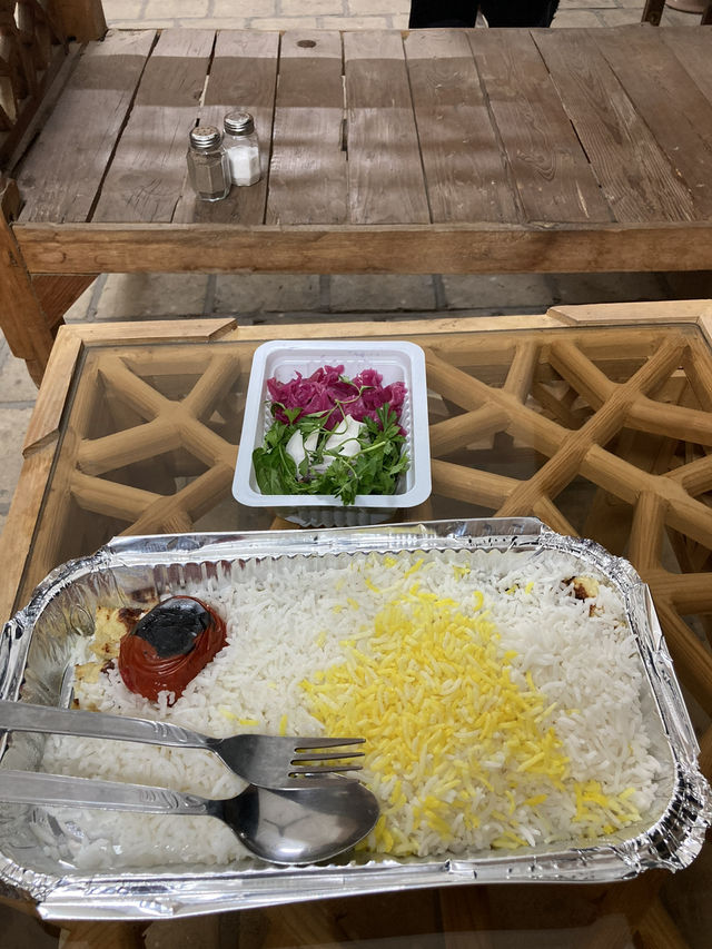 너희가 이란을 아느냐, 야즈드 편