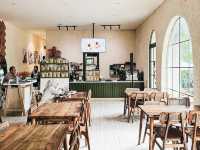 Abeey Coffee & Eatery Depok