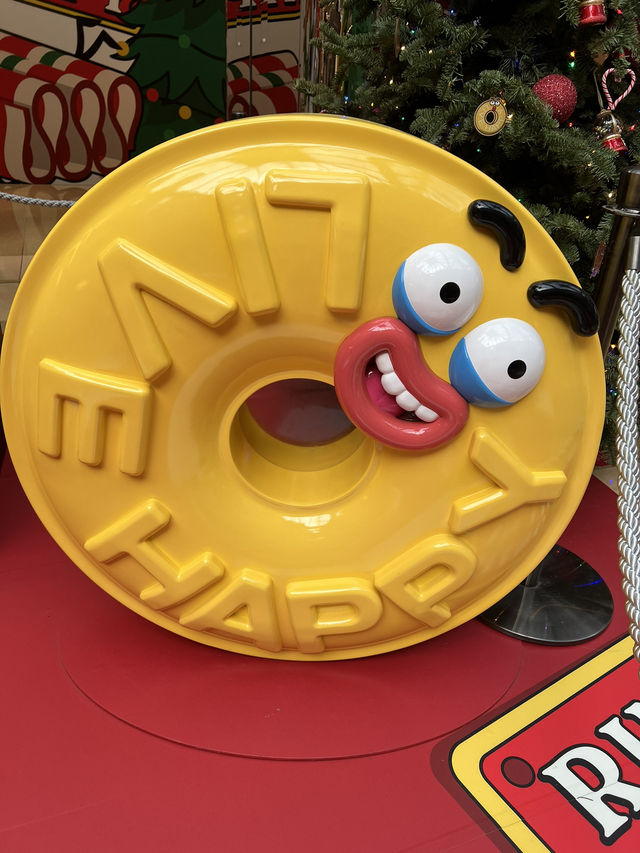 香港太古城中心化身聖誕糖果樂園😯仲送熊仔笑笑糖掛飾? 香港太古城中心化身聖誕糖果樂園😯仲送熊仔笑笑糖掛飾?