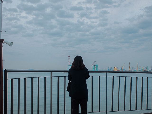 아는 사람만 가는 인천의 숨겨진 야경 명소 '만석해안산책로‘
