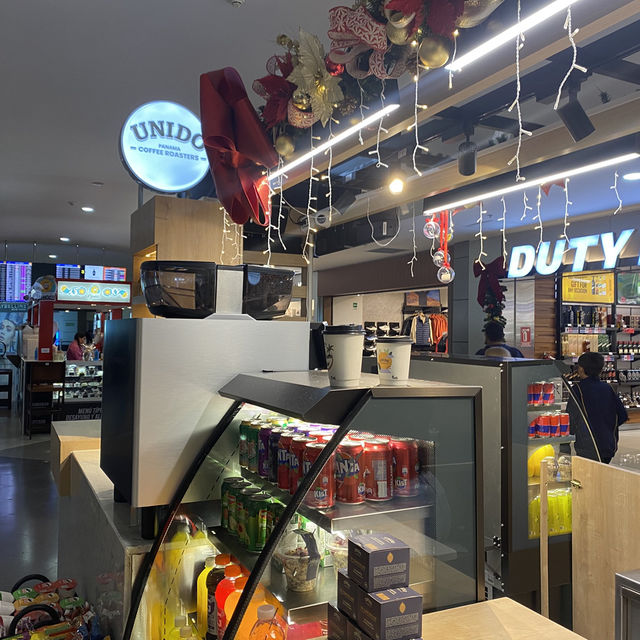 【パナマ】トクメン国際空港内のパナマ定番カフェ☕️