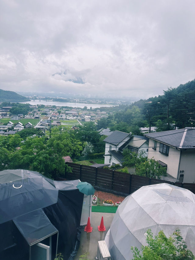 🏕️ 河口湖夢幻豪華露營體驗 ✨｜富士山 Glamping Terrace 峯之花（MINENOHANA）