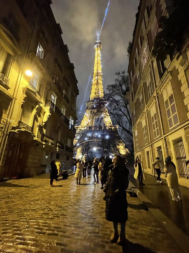 巴黎鐵塔嘅日與夜🗼🇫🇷