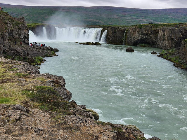 Hiking to spectacular Goðafoss 🗺️