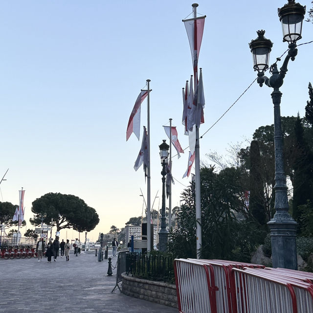 Day Trip to Monaco: The Glamour of the French Riviera 🌟🌊