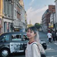 London’s Heartbeat: Trafalgar Square and Artful Escapes