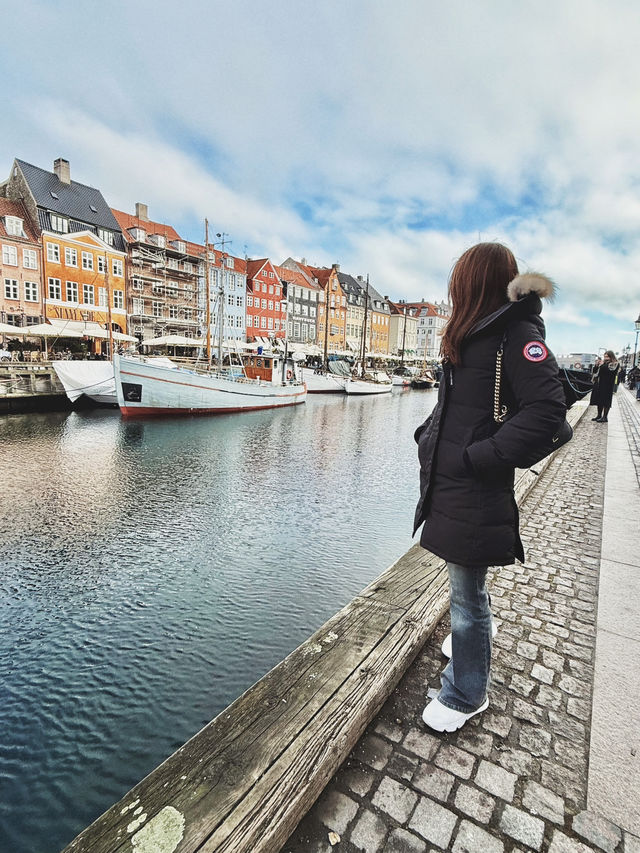 Stunning Canal Views at Nyhavn⛵️