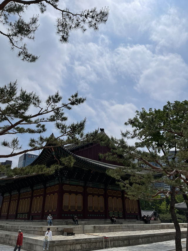 One of the Five Great Palaces of Korea