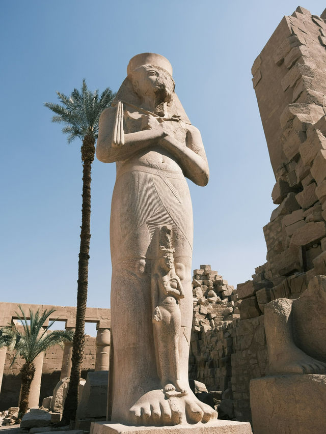 Luxor’s Golden Hour: Where History Meets Beauty 🌅