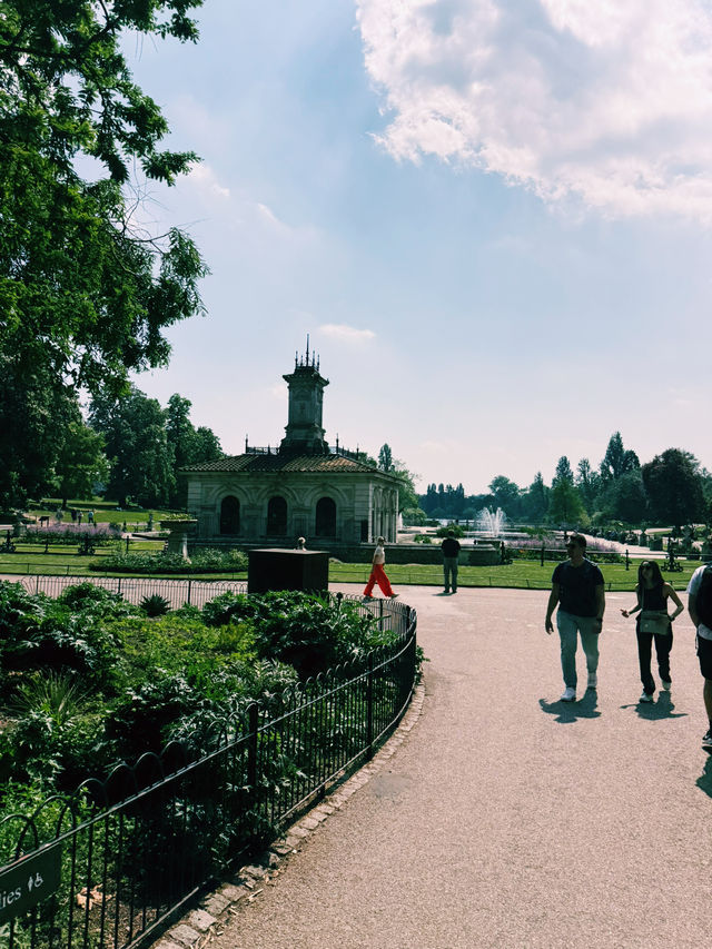 Escape into Kensington Gardens: Where Royal Charm Meets Everyday Magic