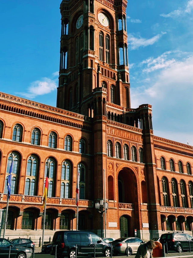 🎒🇩🇪 Backpacker Essentials for Berlin
