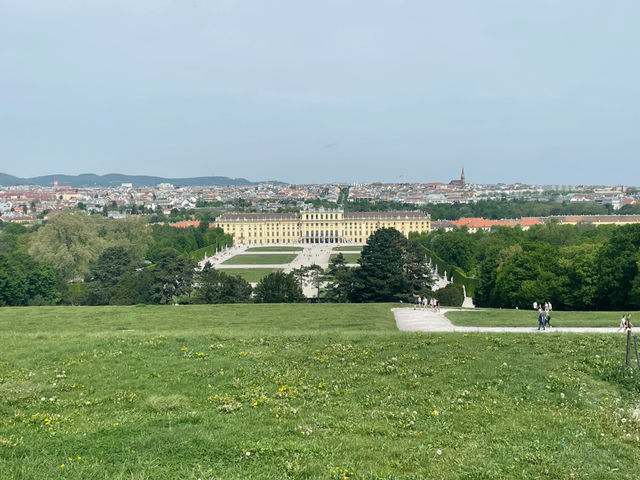 Backpacking Through Vienna: Classical Notes and Coffee Streets