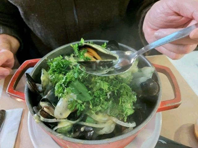 ร้านอาหารทะเลชื่อดังของ Blankenberg