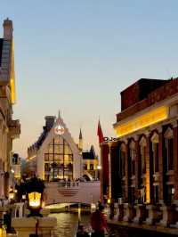 :Sea Breeze, Squares, and Seafood — A Day in Dalian’s Coastal Charm