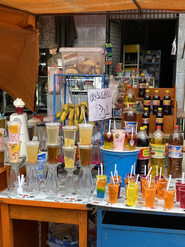 Bolivia Trip: The Strange Cholitas Show at La Paz
