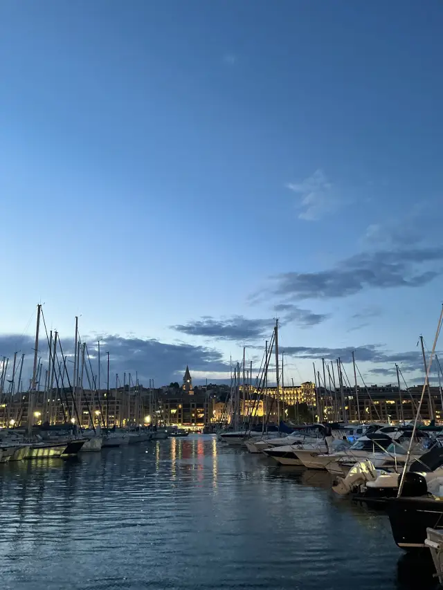 🌊 Mediterranean Magic: Discover Marseille