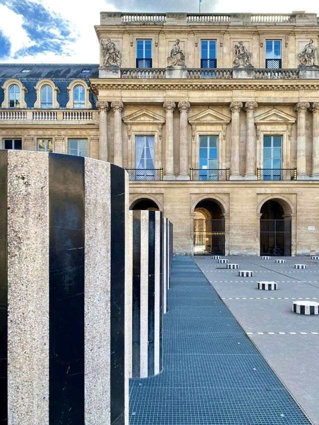Spooky Striped Shadows: Halloween Tips & Tricks at Palais Royal, Paris 👻 Spooky Striped Shadows: Halloween Tips & Tricks at Palais Royal, Paris 👻
