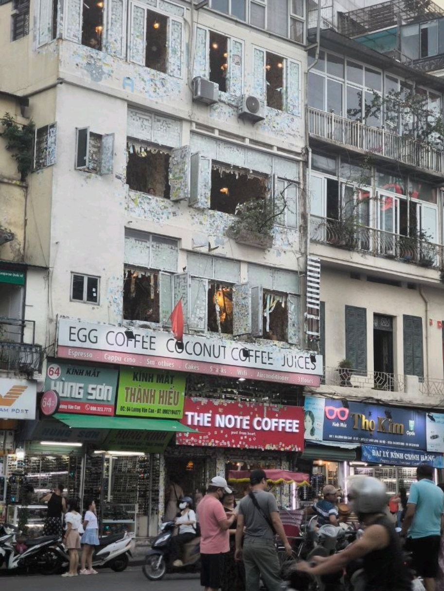 Lưu Ý Quan Trọng Khi Tìm Đường Đến The Note Coffee (Giờ Mở Cửa, Chỗ Để Xe...)