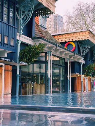 Reading Christmas Market: Festive Lights, Hot Treats & Cozy Riverside Cheer ✨🌟