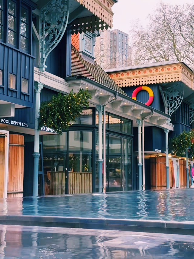 Reading Christmas Market: Festive Lights, Hot Treats & Cozy Riverside Cheer ✨🌟 Reading Christmas Market: Festive Lights, Hot Treats & Cozy Riverside Cheer ✨🌟