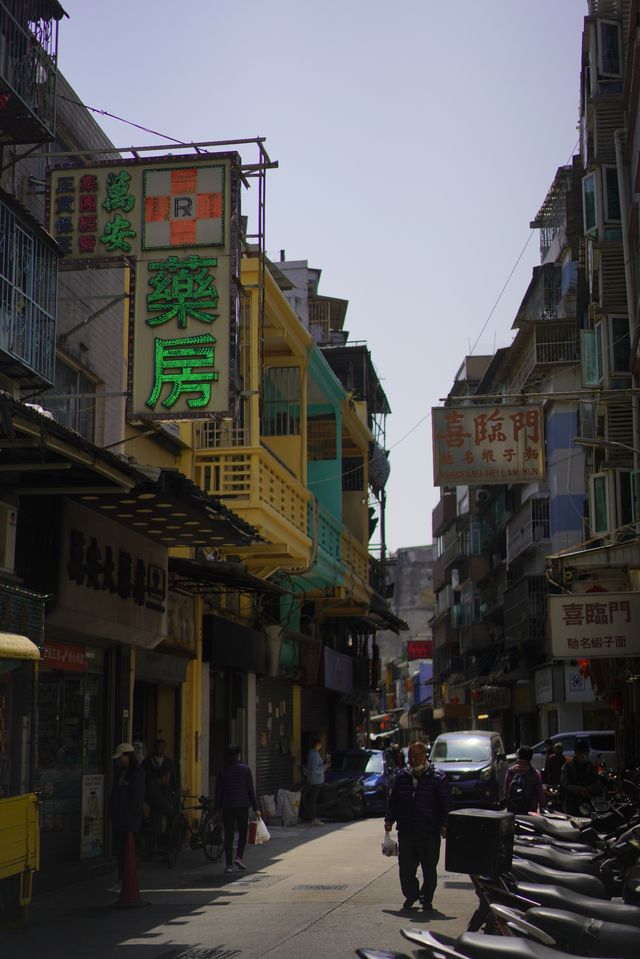 Rampage in Macau | Time goes back 30 years from Senado Square to Rua do Felicidade.