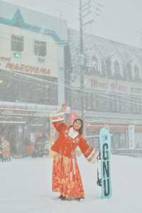 穿著漢服去滑雪，打卡東京周邊人氣很旺的雪場