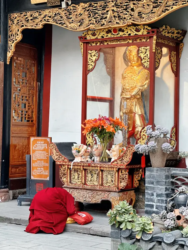 Chengdu | Lived for decades and it's my first time entering Daci Temple