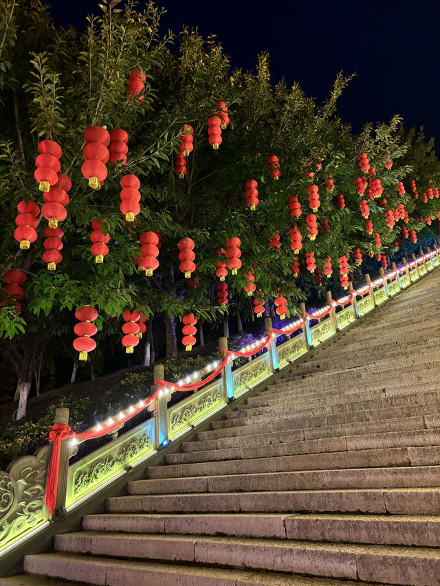 昭君村裡過新年，喜迎龍年吉祥意